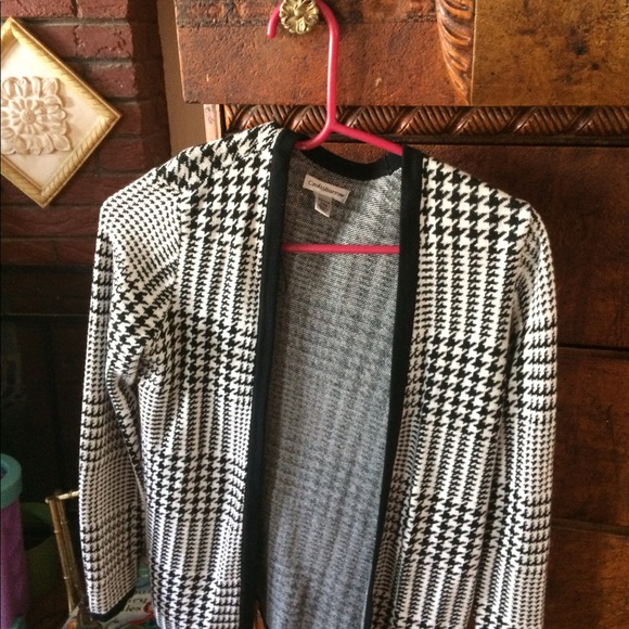 Croft and Barrow Plaid Sweater Petite small - Picture 3 of 4